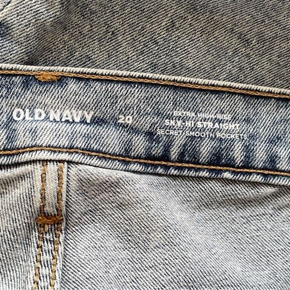 Old Navy Womens Extra High-Waisted Button-Fly Straight Raw-Hem Jeans Plus Sz 20 - Picture 9 of 10